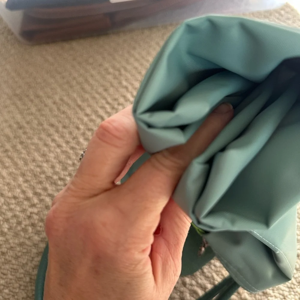 Longchamp Le Pliage Tote - Picture 7 of 7